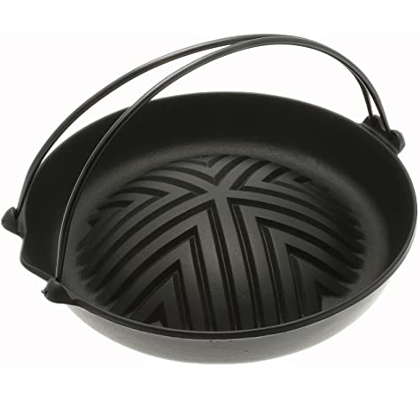  Iwachu 9-1/2 Cast Iron Frying Pan, Medium, Black: Home &  Kitchen